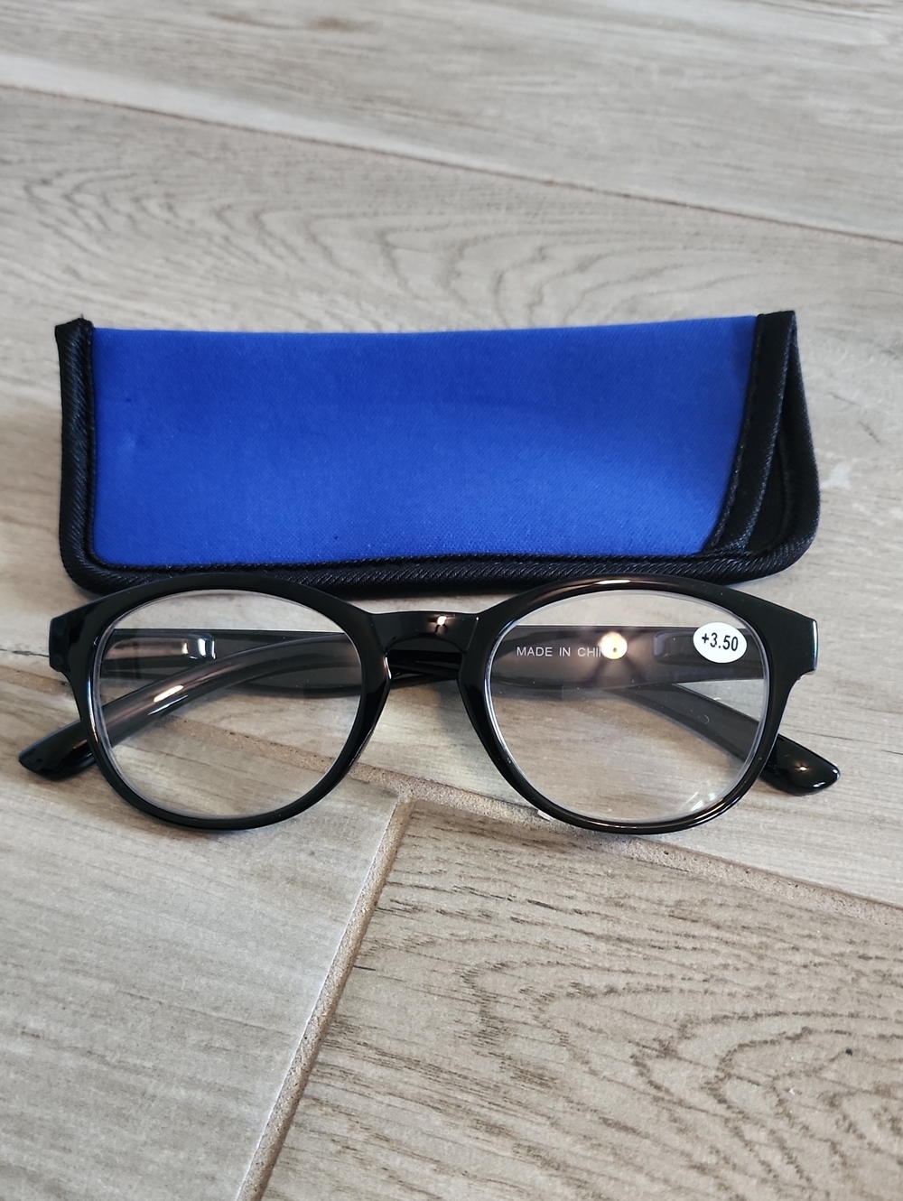 NWT Reading Glasses With Case +3.50